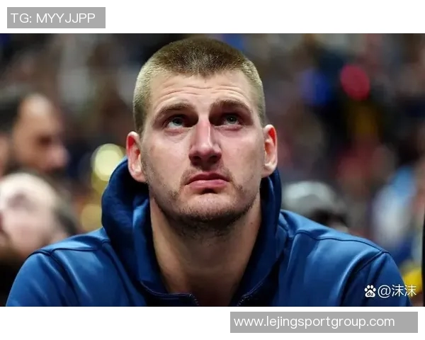 NBA新赛季第一中锋评选结果揭晓约基奇荣膺桂冠引发热议 NBA新赛季第一中锋评选结果揭晓约基奇荣膺桂冠引发热议