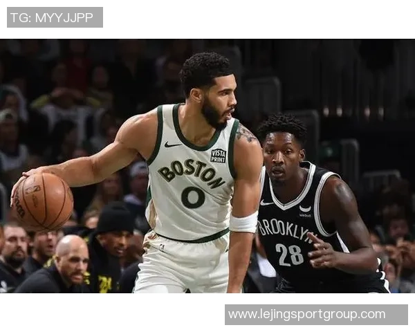 小卡谈球队连胜秘诀：三分球命中率提升防守积极战术迅速启动