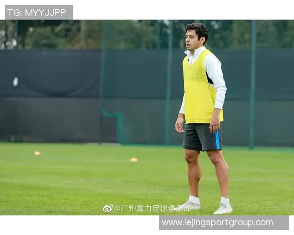 天津足球队正式引入四名外援大卫詹姆斯哈姆雷特雷诺兹克莱伯恩助力新赛季